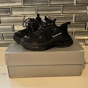 Kids Balenciaga sneakers